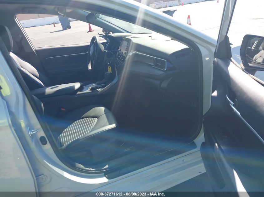 2022 TOYOTA CAMRY SE - 4T1G11AK1NU033361