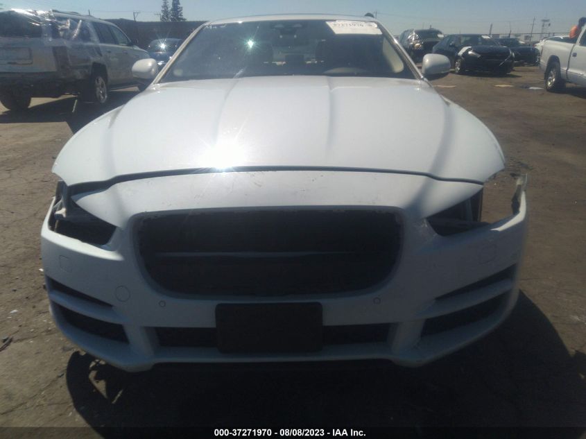 2017 JAGUAR XE 25T PRESTIGE - SAJAE4BG5HA957772
