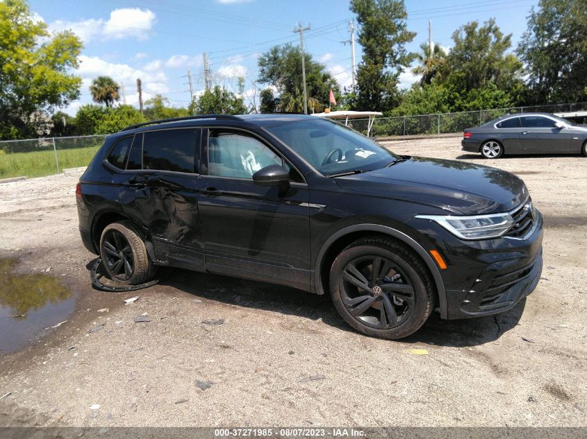 2023 VOLKSWAGEN TIGUAN SE R-LINE BLACK - 3VVCB7AX3PM092709