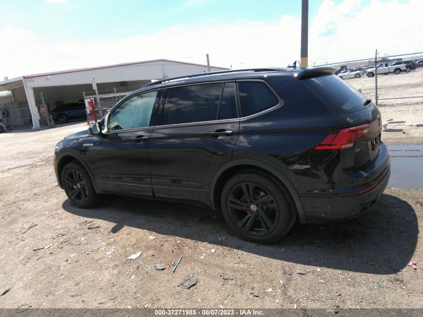 2023 VOLKSWAGEN TIGUAN SE R-LINE BLACK - 3VVCB7AX3PM092709