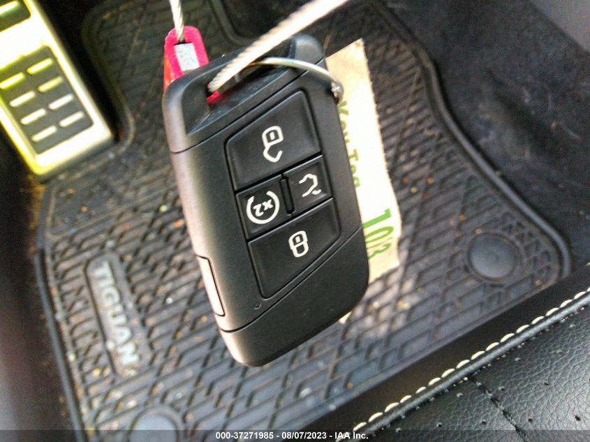 2023 VOLKSWAGEN TIGUAN SE R-LINE BLACK - 3VVCB7AX3PM092709
