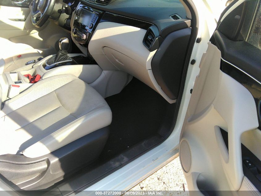 2019 NISSAN ROGUE SPORT SL - JN1BJ1CP3KW236651