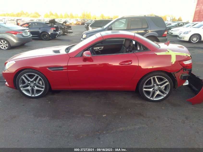 2013 MERCEDES-BENZ SLK-CLASS SLK 250 - WDDPK4HA6DF069278