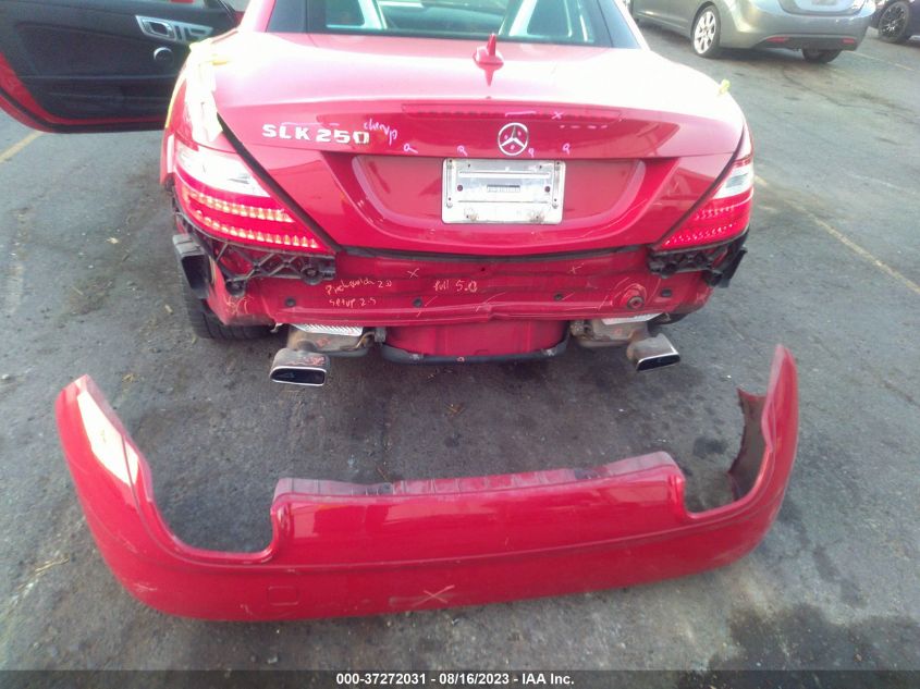 2013 MERCEDES-BENZ SLK-CLASS SLK 250 - WDDPK4HA6DF069278