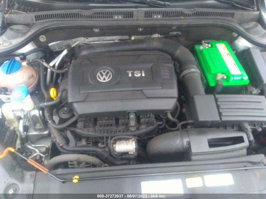 2014 VOLKSWAGEN JETTA SEDAN GLI AUTOBAHN - 3VW5T7AJ7EM374989