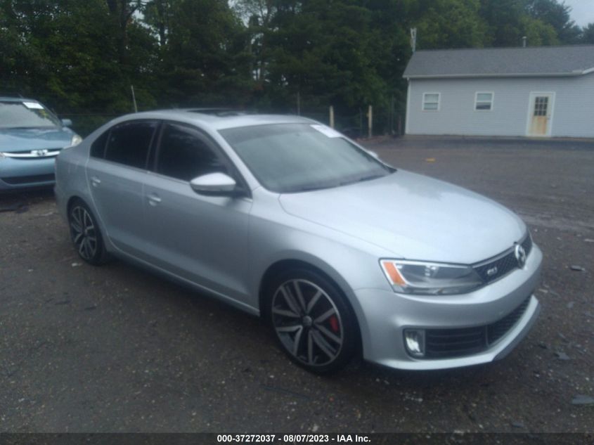 2014 VOLKSWAGEN JETTA SEDAN GLI AUTOBAHN - 3VW5T7AJ7EM374989