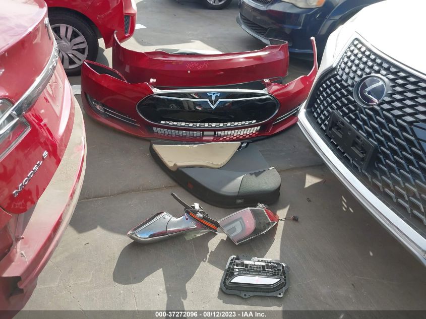 2015 TESLA MODEL S - 5YJSA1E12FF106795
