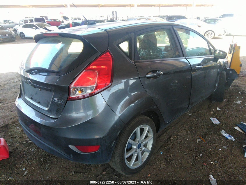VIN 3FADP4EJ3KM136649 2019 FORD FIESTA SE