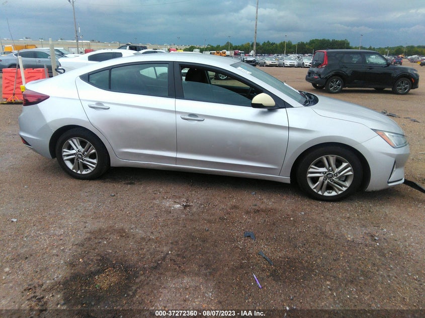 VIN 5NPD84LF8KH468470 2019 HYUNDAI ELANTRA SEL