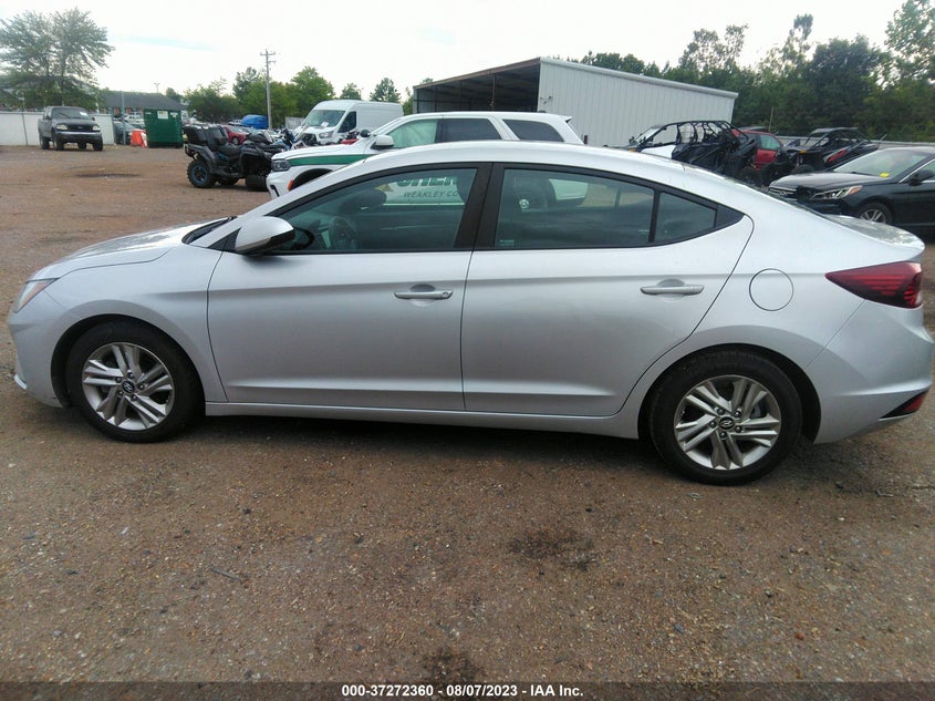 VIN 5NPD84LF8KH468470 2019 HYUNDAI ELANTRA SEL