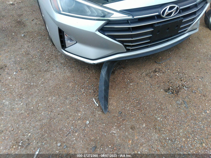 VIN 5NPD84LF8KH468470 2019 HYUNDAI ELANTRA SEL