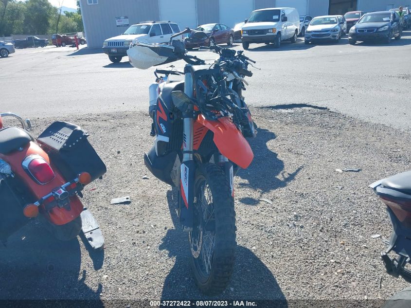 2022 KTM 890 ADVENTURE R VBKTR6405NM835977