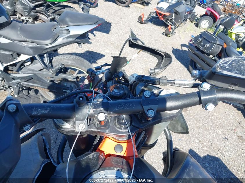 2022 KTM 890 ADVENTURE R VBKTR6405NM835977