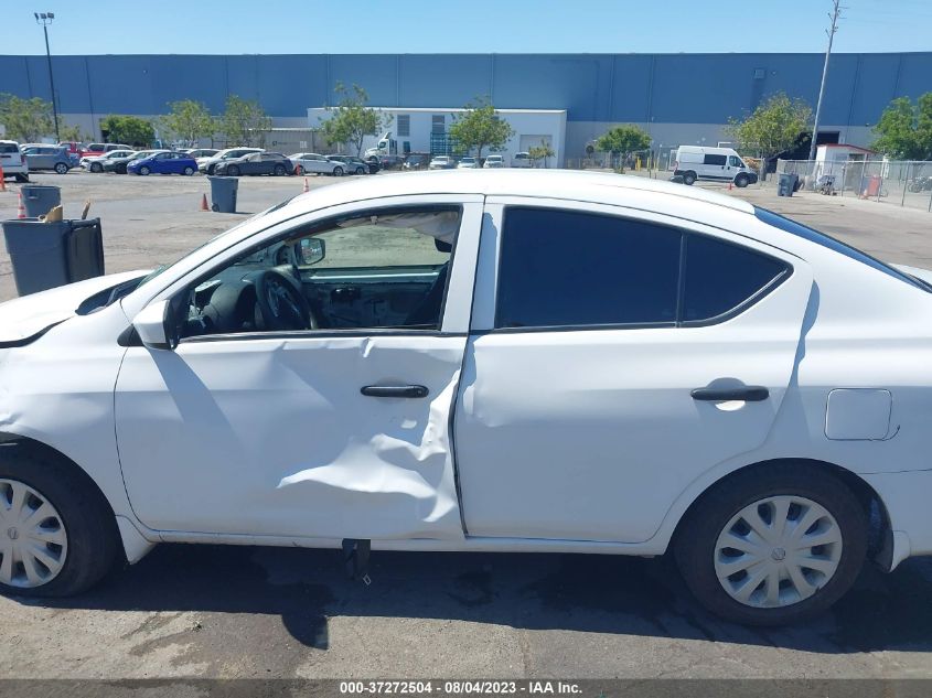 2018 NISSAN VERSA SEDAN S - 3N1CN7AP6JL871818