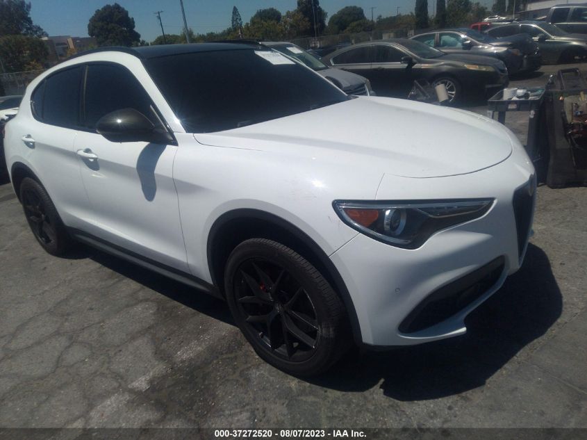 VIN ZASPAJAN6K7C70718 Alfa Romeo Stelvio  2019