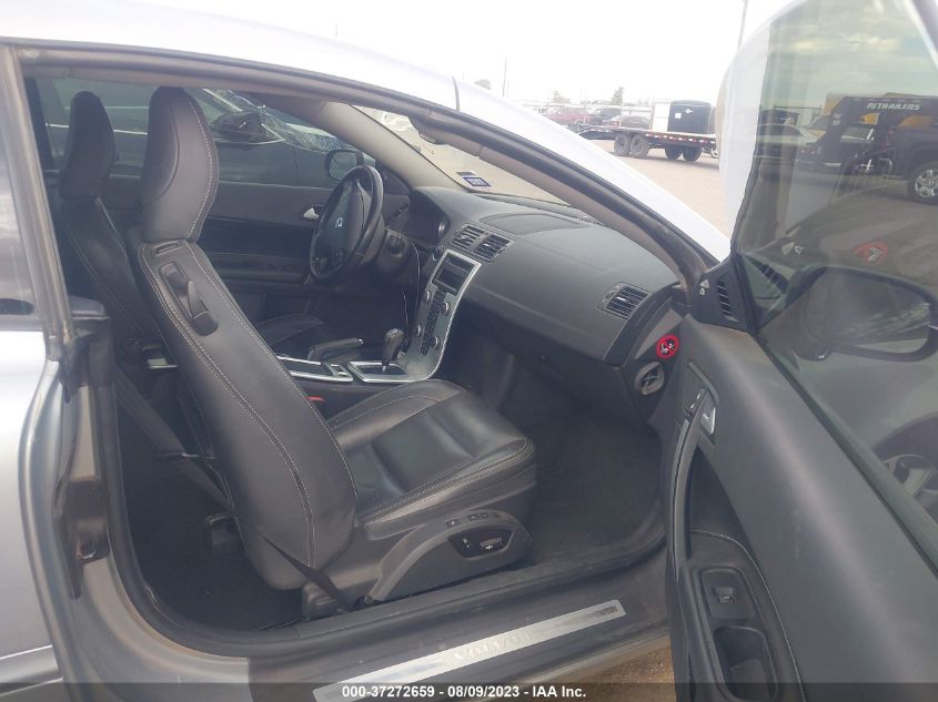 2013 VOLVO C70 T5 YV1672MC5DJ142957