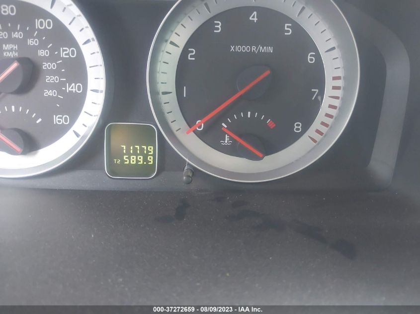 2013 VOLVO C70 T5 YV1672MC5DJ142957