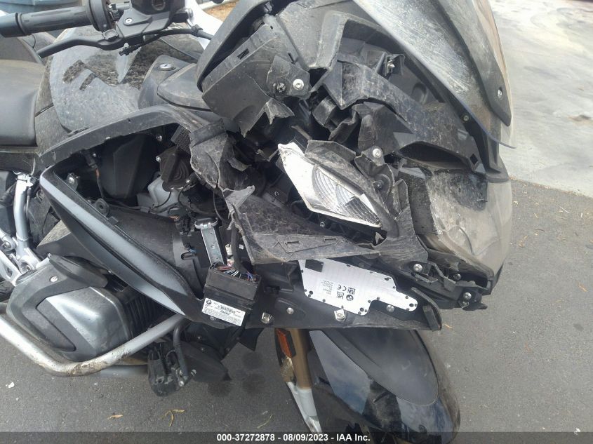 2022 BMW R 1250 RT - WB10L0301N6F18786