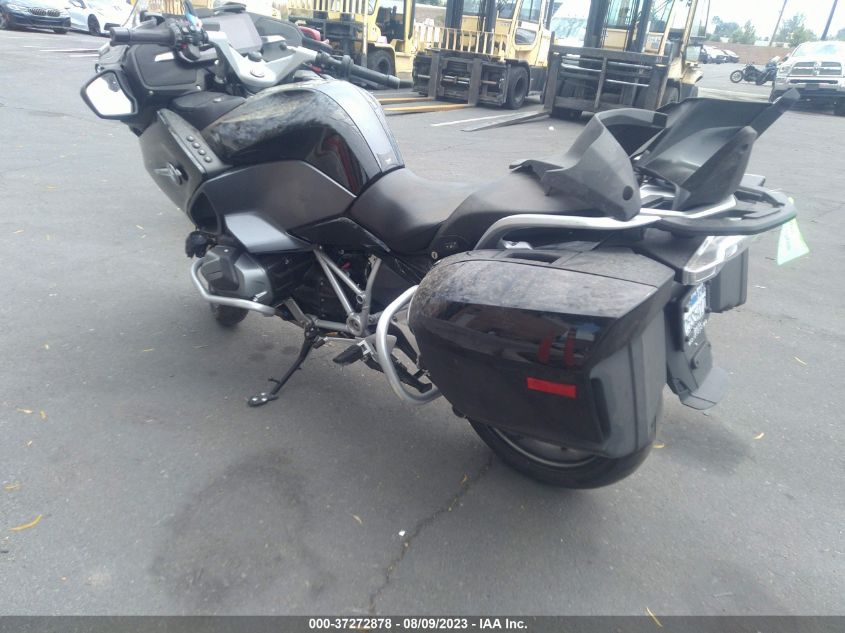 2022 BMW R 1250 RT - WB10L0301N6F18786