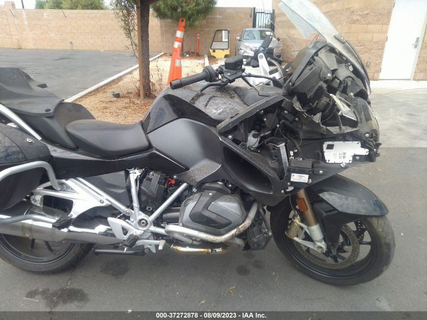 2022 BMW R 1250 RT - WB10L0301N6F18786