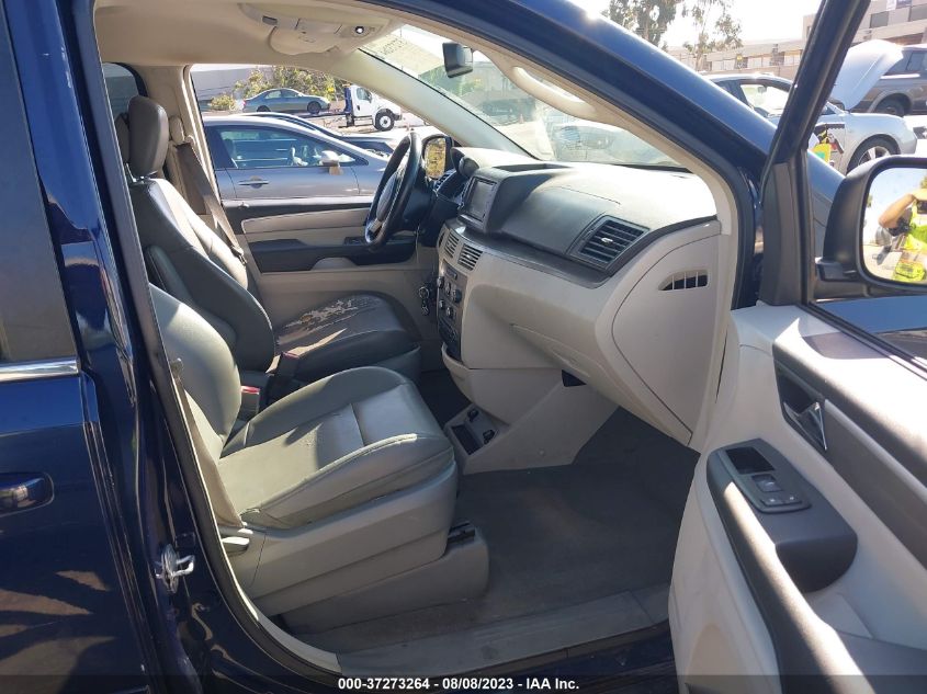 2013 VOLKSWAGEN ROUTAN SE W/RSE & NAVIGATION 2C4RVABG6DR725185