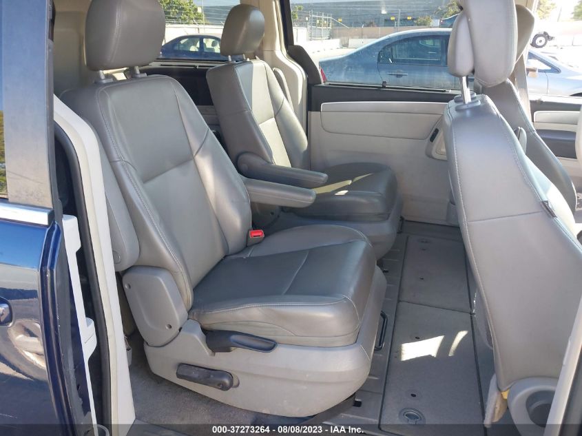 2013 VOLKSWAGEN ROUTAN SE W/RSE & NAVIGATION 2C4RVABG6DR725185