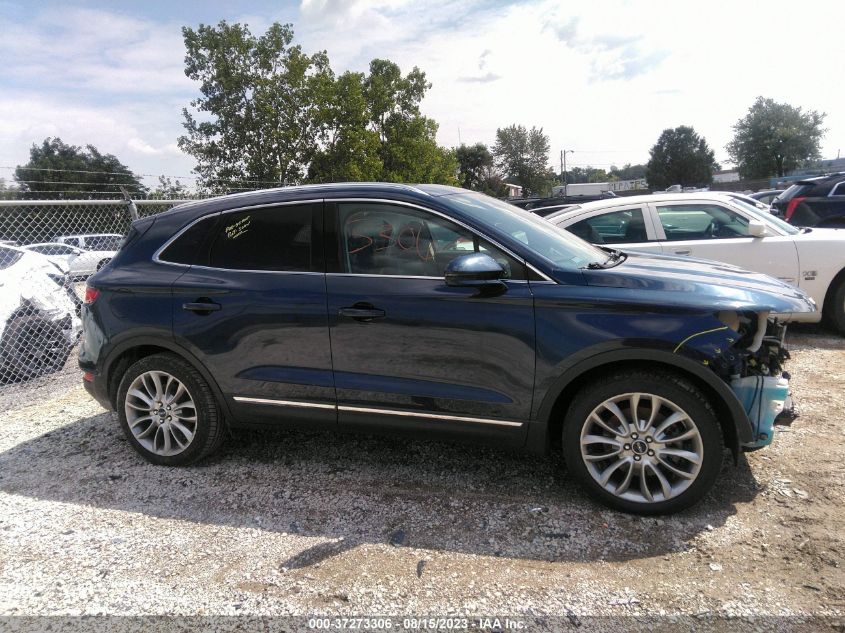 2017 LINCOLN MKC RESERVE - 5LMCJ3C98HUL00114