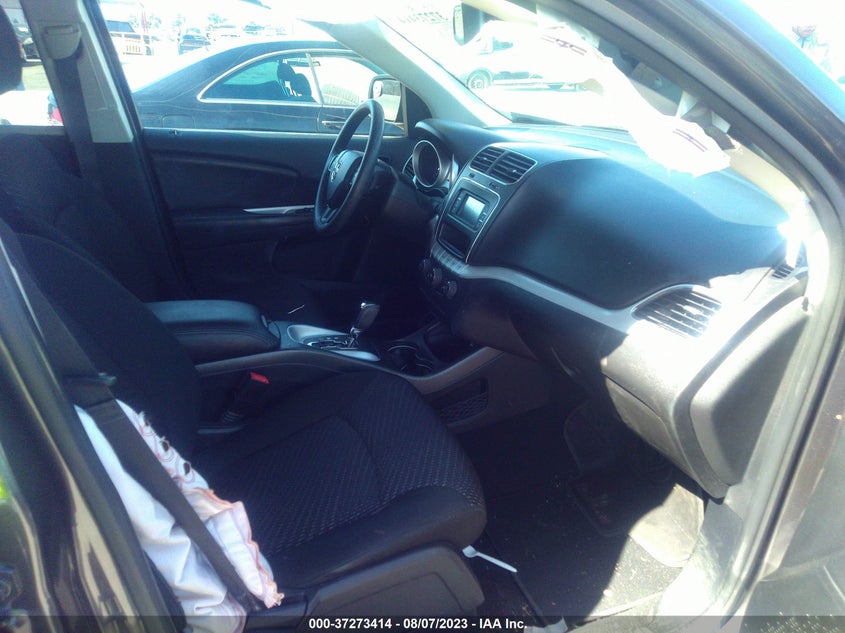 VIN 3C4PDCAB0KT859907 2019 DODGE JOURNEY SE VALUE PKG