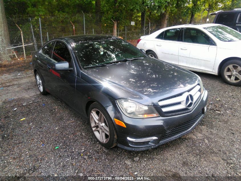 2013 MERCEDES-BENZ C-CLASS C 250 - WDDGJ4HB5DG091147