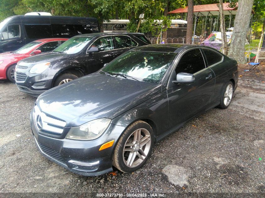 2013 MERCEDES-BENZ C-CLASS C 250 - WDDGJ4HB5DG091147
