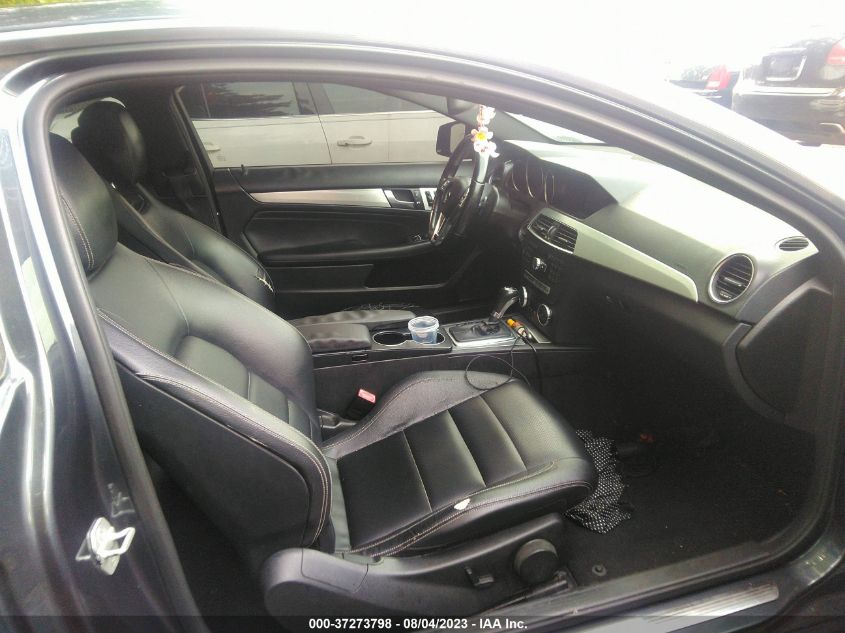 2013 MERCEDES-BENZ C-CLASS C 250 - WDDGJ4HB5DG091147