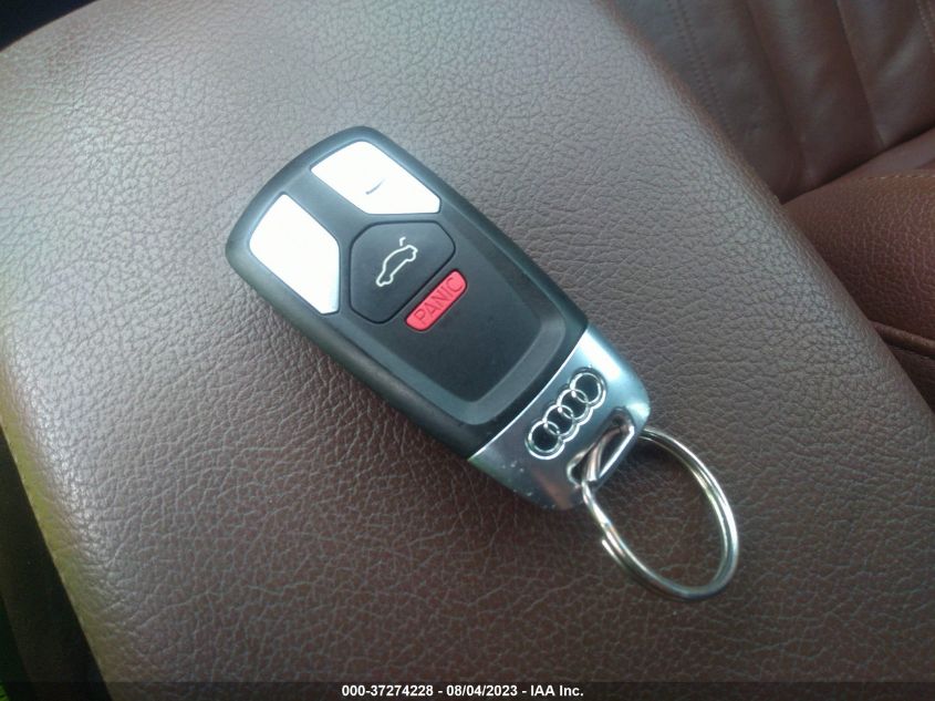 2018 AUDI A4 PREMIUM/TECH PREMIUM - WAUKMAF49JA068383