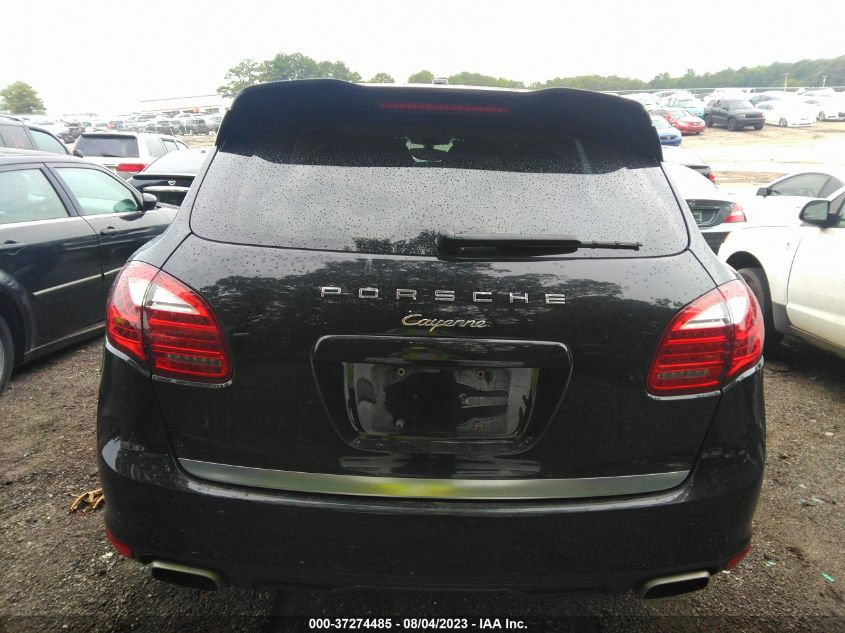 2013 PORSCHE CAYENNE - WP1AA2A20DLA10981