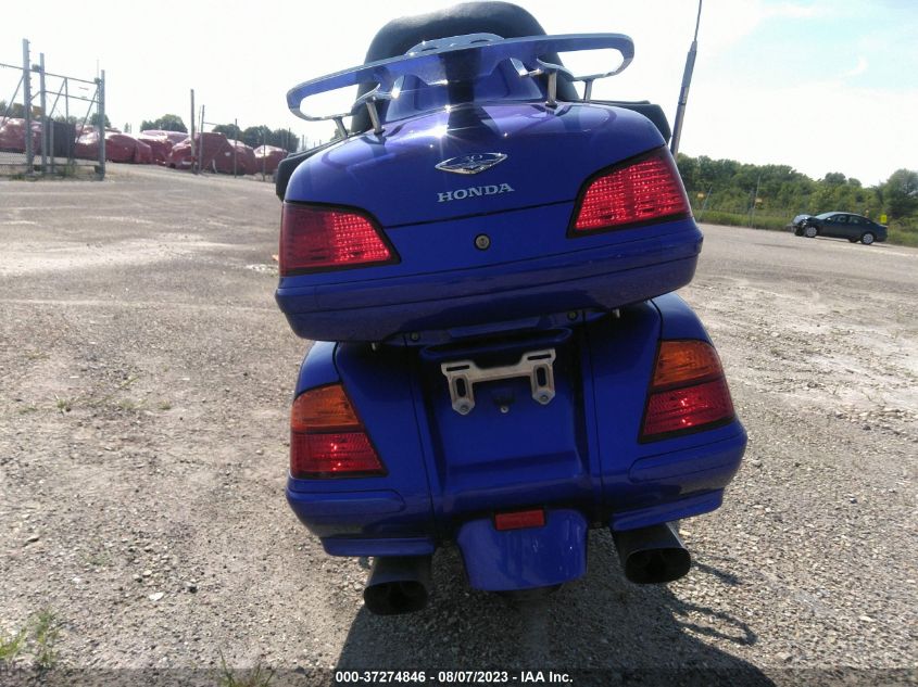 2005 HONDA GL1800 1HFSC47045A408070