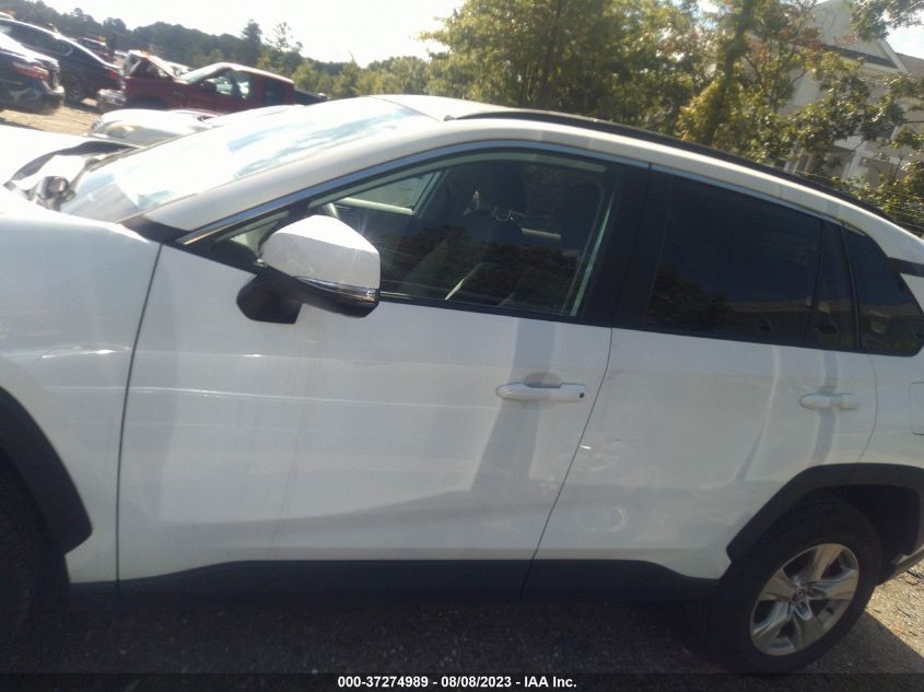 2021 TOYOTA RAV4 XLE - 2T3W1RFV3MC095896