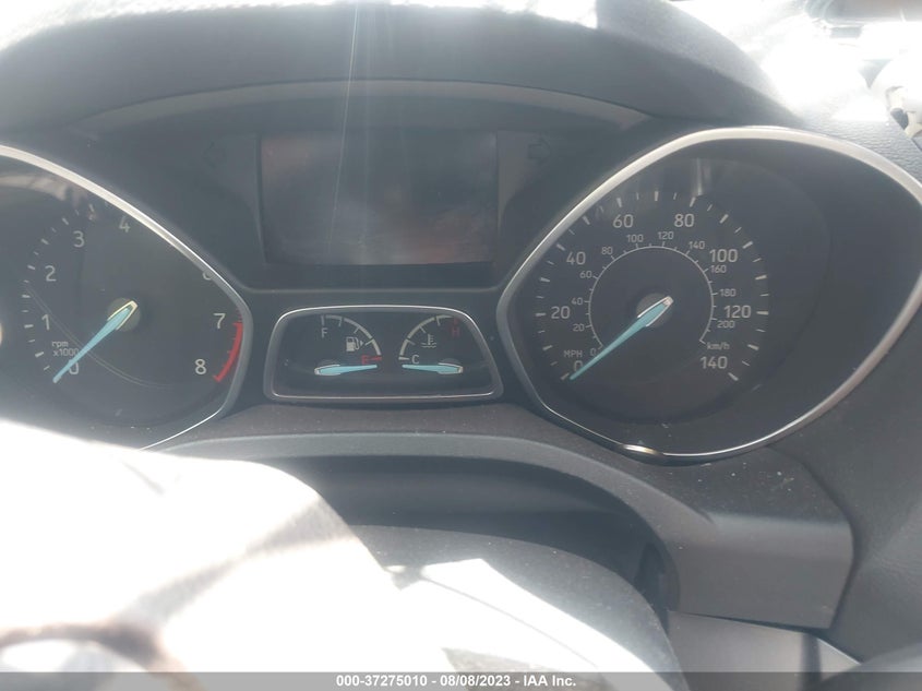 VIN 1FMCU0GDXHUE94569 2017 FORD ESCAPE SE