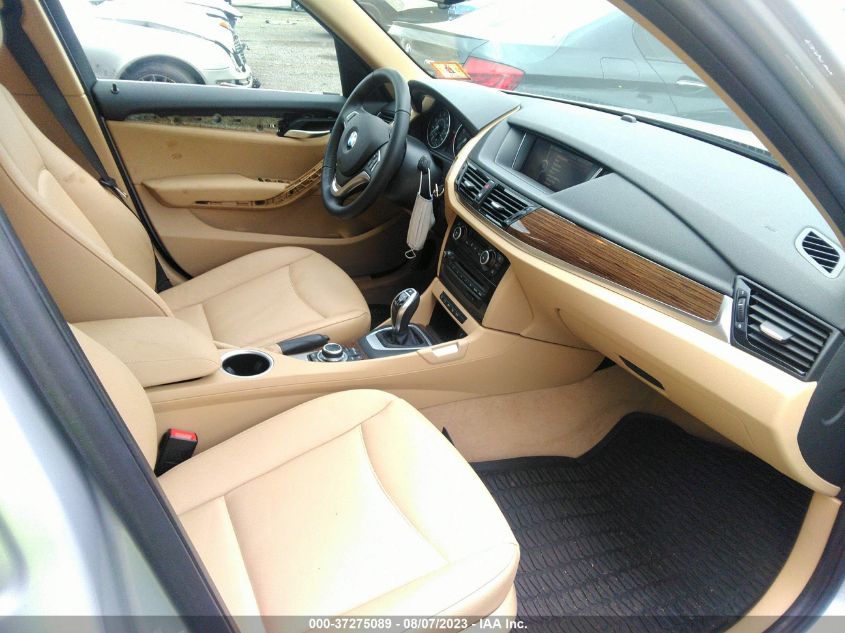2015 BMW X1 XDRIVE28I - WBAVL1C57FVY35435