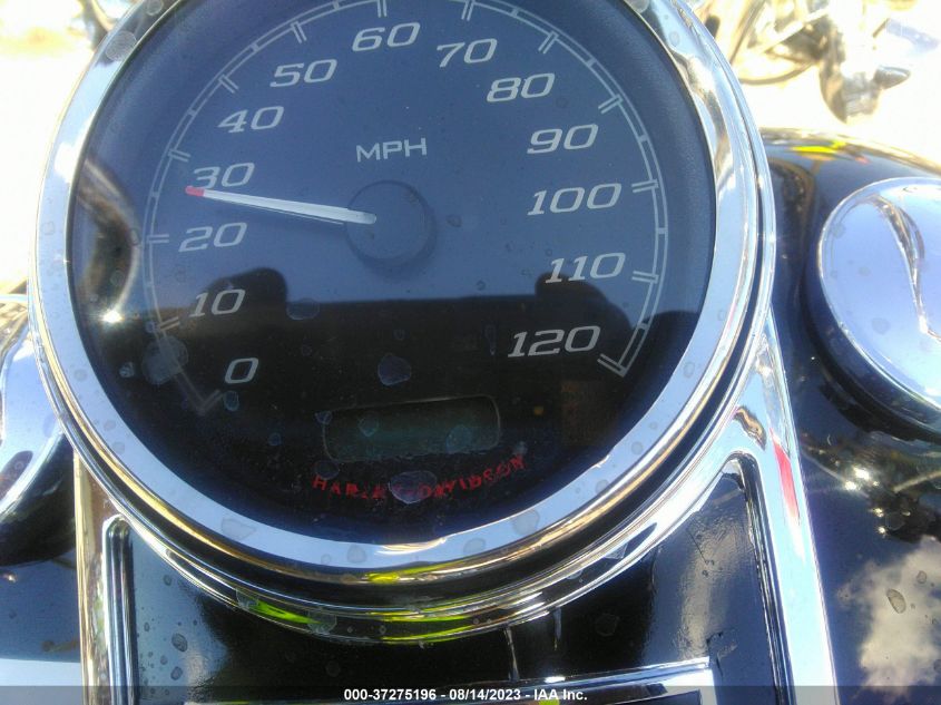 2014 HARLEY-DAVIDSON FLHR ROAD KING - 1HD1FBM11EB703246