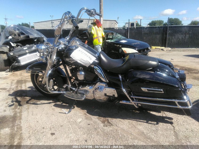 2014 HARLEY-DAVIDSON FLHR ROAD KING - 1HD1FBM11EB703246