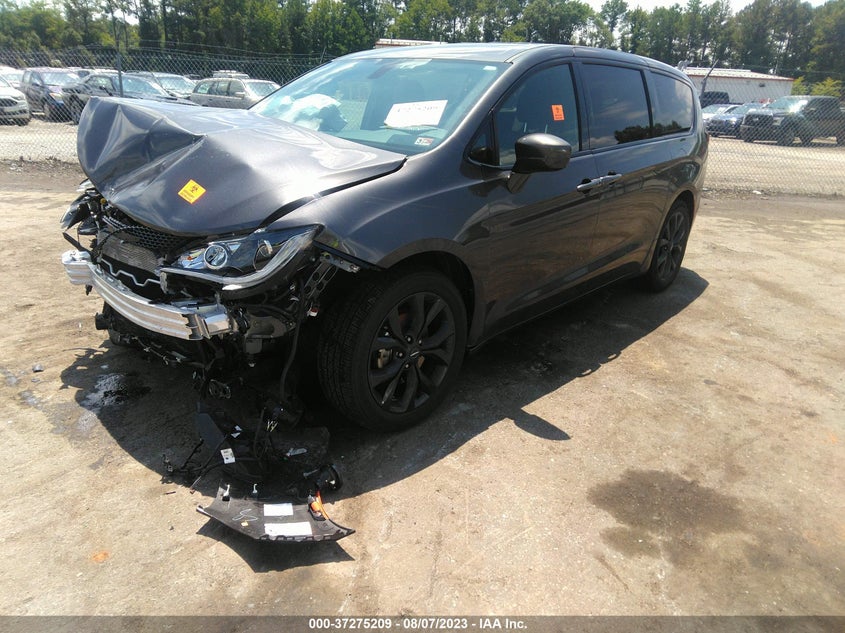VIN 2C4RC1FG8LR224104 2020 CHRYSLER PACIFICA TOURING