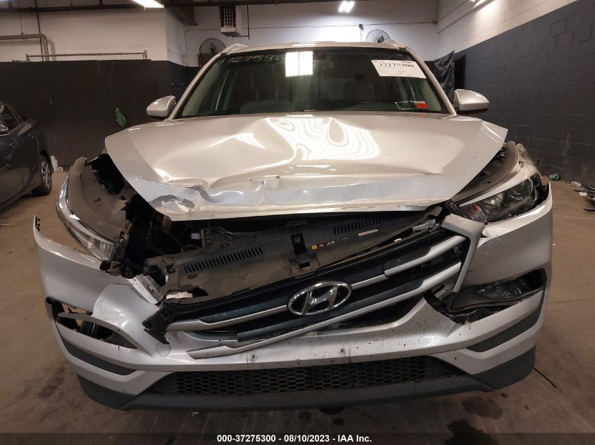 2017 HYUNDAI TUCSON SE - KM8J3CA45HU521438