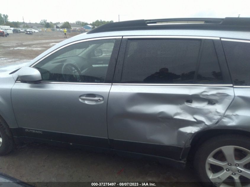 2013 SUBARU OUTBACK 2.5I PREMIUM - 4S4BRCCC1D3299200