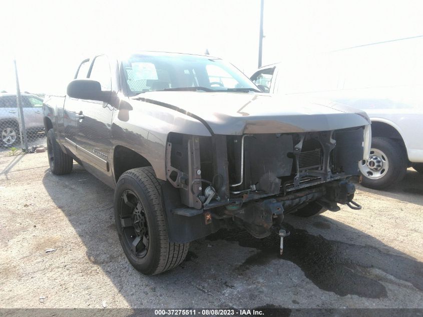 2013 CHEVROLET SILVERADO 1500 LT - 1GCRKSE76DZ174398