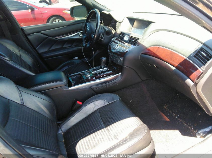 2015 INFINITI Q70 JN1BY1AR3FM560829