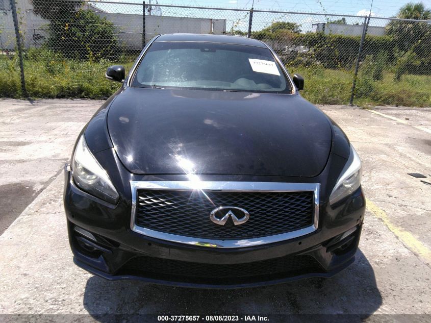 2015 INFINITI Q70 JN1BY1AR3FM560829