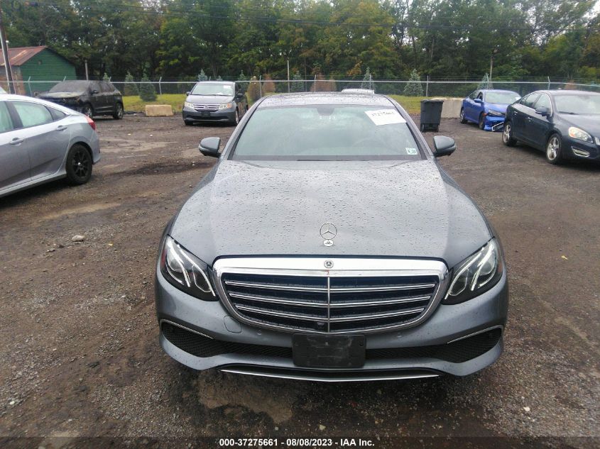 2019 MERCEDES-BENZ E-CLASS E 300 - WDDZF4KB4KA506140