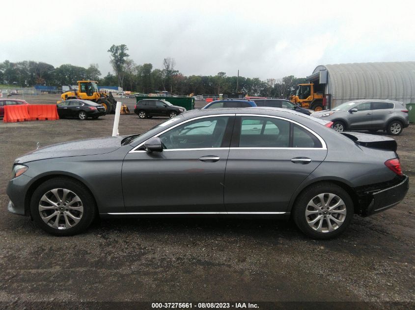 2019 MERCEDES-BENZ E-CLASS E 300 - WDDZF4KB4KA506140