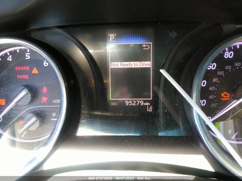 2019 TOYOTA CAMRY SE - 4T1B11HK2KU684249