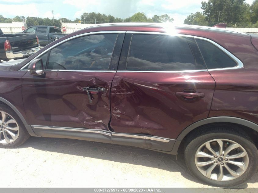 2017 LINCOLN MKC SELECT - 5LMCJ2C94HUL71143