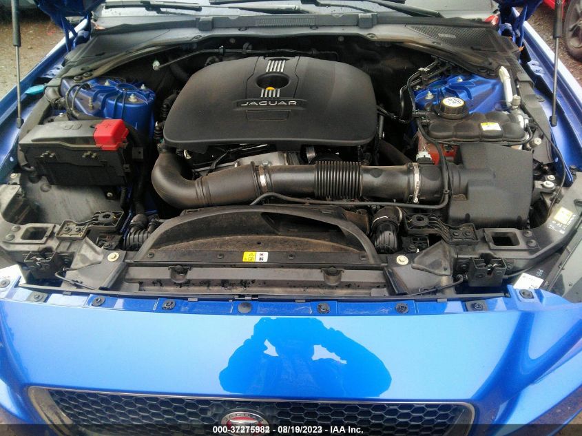 2017 JAGUAR XE 25T PREMIUM SAJAD4BG6HA972820